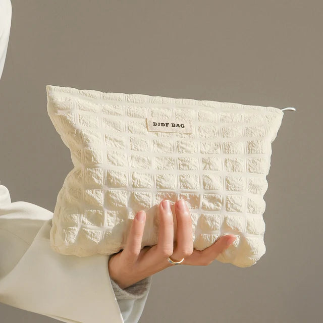 Floral Makeup Bag 🪷💐🌹